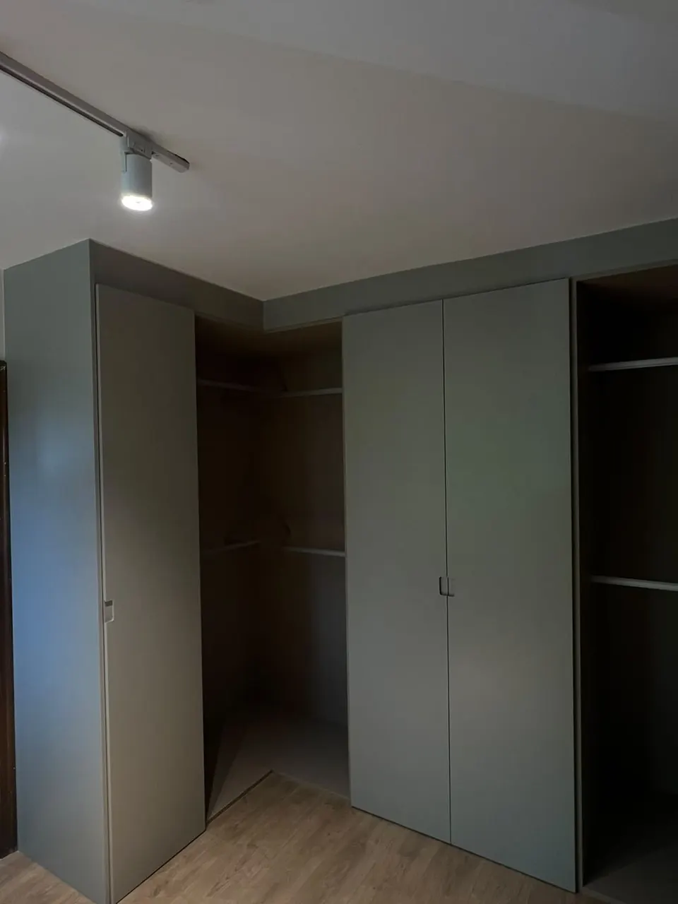 Vestidor gris